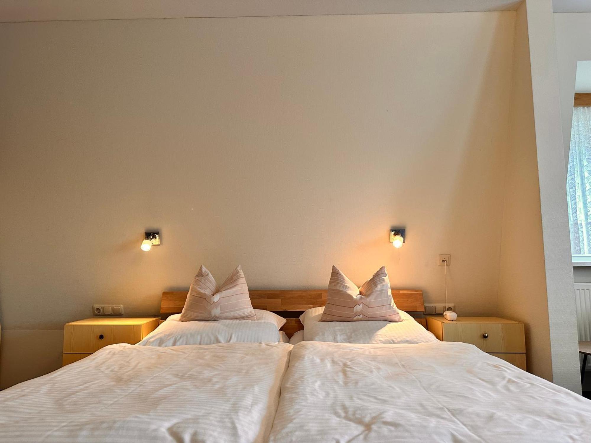 Pension Zum Loewen, Parkplatz, Fruehstueck, Wlan, Zentral Bad Steben Exteriér fotografie