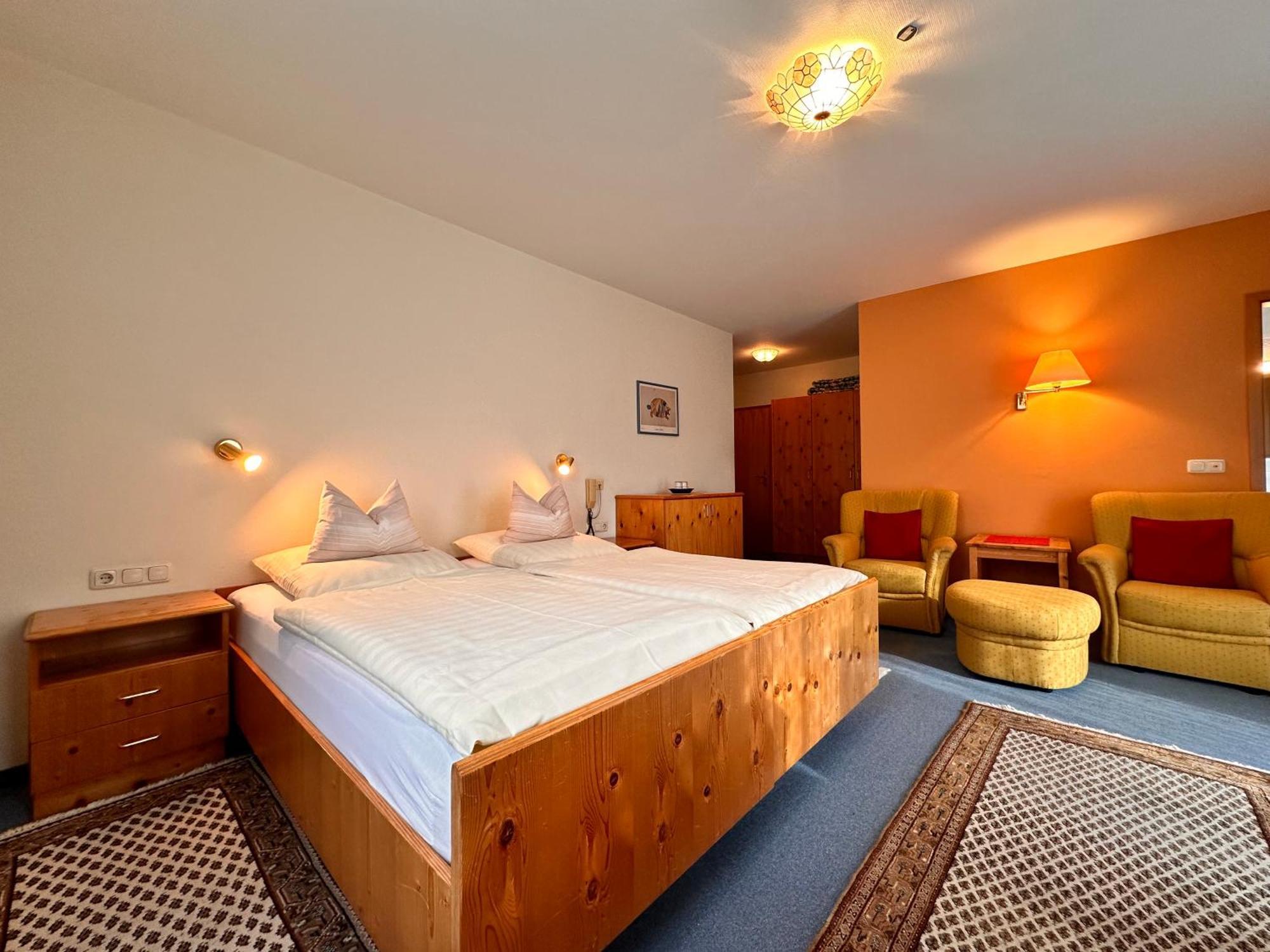 Pension Zum Loewen, Parkplatz, Fruehstueck, Wlan, Zentral Bad Steben Exteriér fotografie
