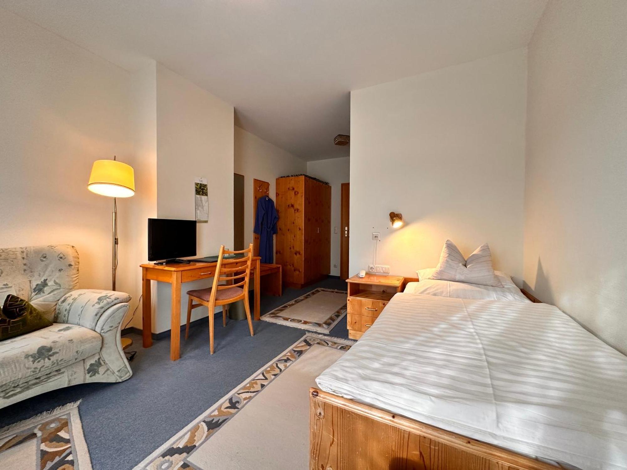 Pension Zum Loewen, Parkplatz, Fruehstueck, Wlan, Zentral Bad Steben Exteriér fotografie
